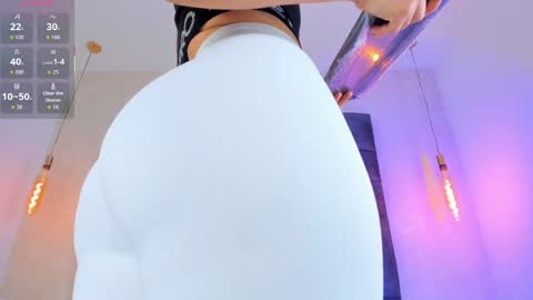 Linda Saenz online show from 23, 4, 2026
