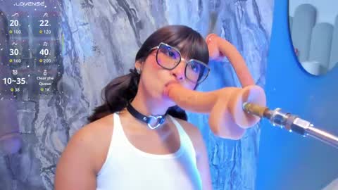 linda_sofi__ online show from 23, 4, 2026