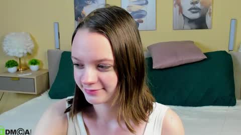 My real name is Olivia online show from 29, 3, 2026