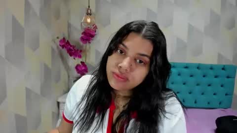    online show from 21, 10, 2025