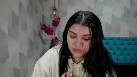    online show from 28, 10, 2025