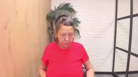 Snapshot of lindahottie chatting on 25, 2, 2026 Linda online show from 25, 2, 2026