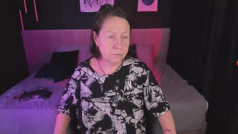 Snapshot of lindahottie chatting on 3, 3, 2026 Linda online show from 3, 3, 2026