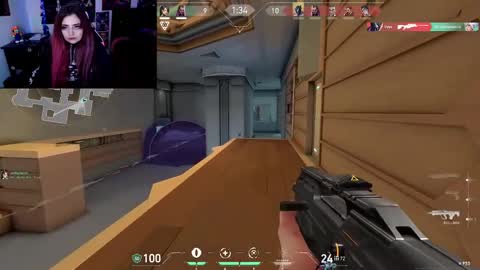 Snapshot of linddamortt chatting on 7, 12, 2024 CatalinaANIDEA online show from 7, 12, 2024