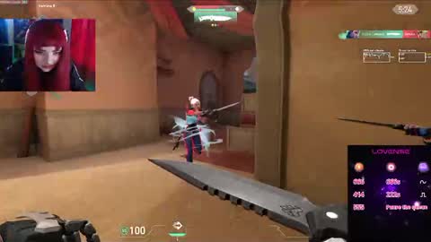 Snapshot of linddamortt chatting on 16, 11, 2025 CatalinaANIDEA online show from 16, 11, 2025