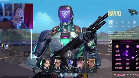 Snapshot of linddamortt chatting on 29, 11, 2025 CatalinaANIDEA online show from 29, 11, 2025