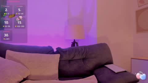 Lindsey Moss online show from 14, 1, 2025