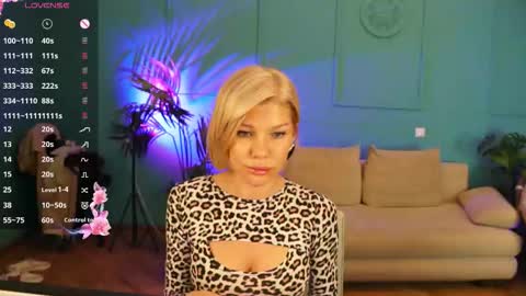 lindsi_luvviv online show from 1, 2, 2026