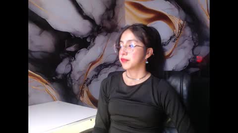 ling ling24 online show from 21, 2, 2025