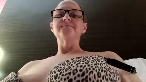 Snapshot of linkutome chatting on 28, 7, 2026 linkutome online show from 28, 7, 2026
