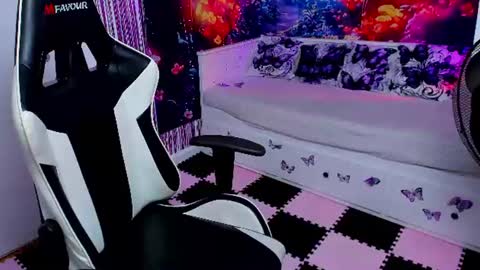 Tina online show from 31, 7, 2026