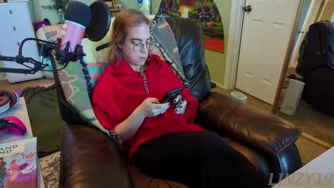 Linzy19 online show from 10, 3, 2025