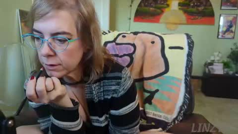 Linzy19 online show from 26, 9, 2025