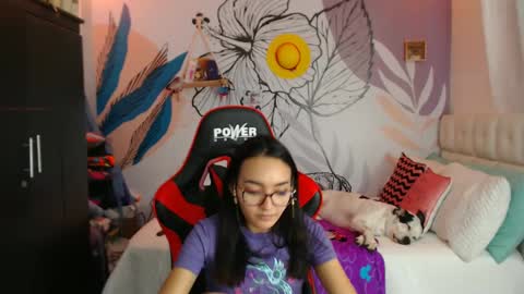 LinzyBaner online show from 8, 2, 2025