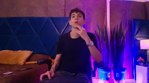 LION FOSTER online show from 2, 12, 2025