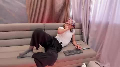 Lior evan online show from 14, 11, 2025