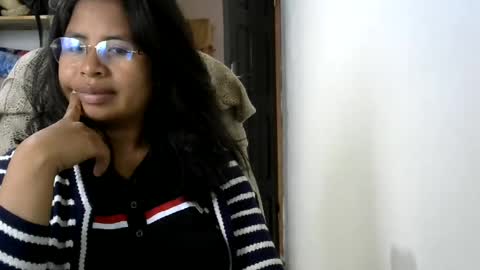 Liora selenex online show from 29, 6, 2026