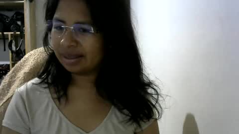 Liora selenex online show from 3, 7, 2026