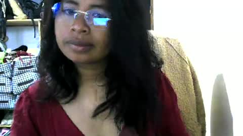 Liora selenex online show from 5, 7, 2026