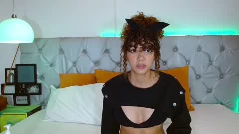 Eliza Moreau online show from 14, 2, 2026