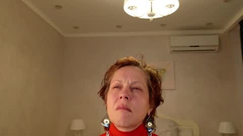 Liora Weiss online show from 2, 4, 2026