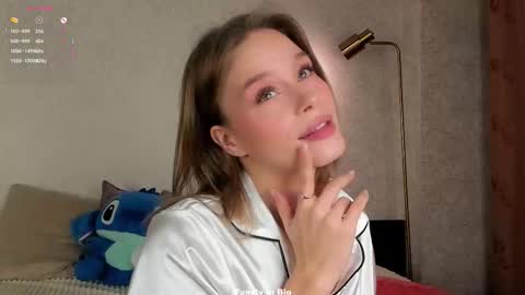 Lina online show from 10, 11, 2025