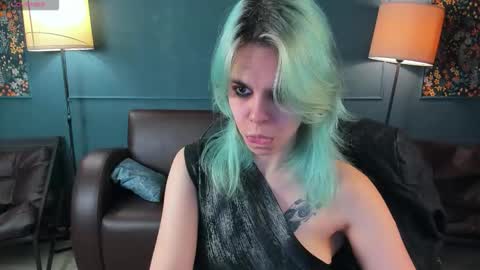 Snapshot of lirabelles chatting on 5, 3, 2026 hello Ill be waiting for you during these hours tue 10am-5pm wed 3am-5pm thu 3am-5pm fri 3am-10am sat 10am-5pm sun 3am-1GMT online show from 5, 3, 2026