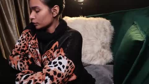 Lire online show from 17, 1, 2025