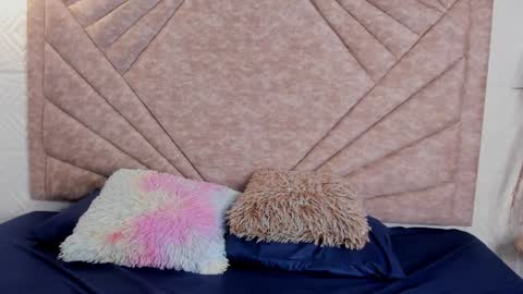 Lisa Baker online show from 26, 12, 2024