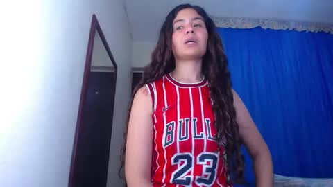 Snapshot of lisa_branch chatting on 11, 1, 2025 lisa_branch online show from 11, 1, 2025