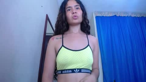 Snapshot of lisa_branch chatting on 18, 1, 2025 lisa_branch online show from 18, 1, 2025