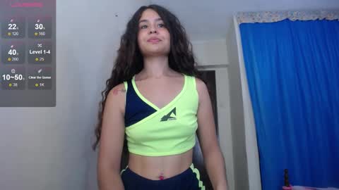 Snapshot of lisa_branch chatting on 8, 3, 2025 lisa_branch online show from 8, 3, 2025