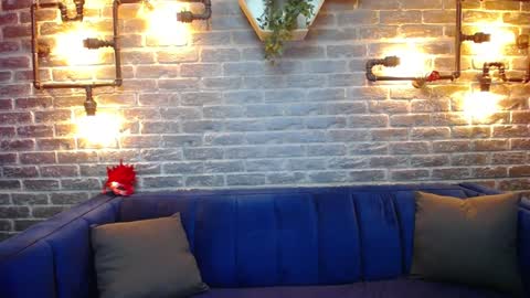 Lisa Caprice online show from 23, 1, 2025