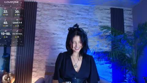 lisa dolly nyx online show from 23, 4, 2026