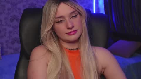 lisa_elfy online show from 16, 12, 2024