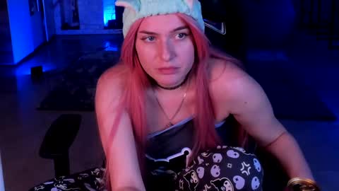 lisa_elfy online show from 11, 2, 2025