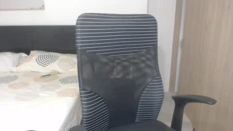 Lisa Santos online show from 1, 2, 2025