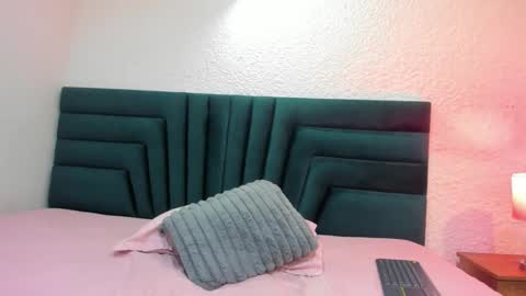 lisa white  online show from 13, 1, 2026