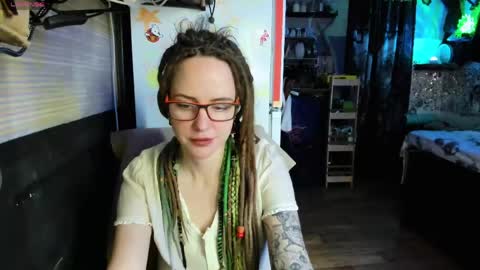 Snapshot of lisafoxy_y chatting on 18, 5, 2026 Lisa online show from 18, 5, 2026