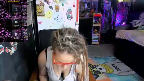 Snapshot of lisafoxy_y chatting on 9, 6, 2026 Lisa online show from 9, 6, 2026