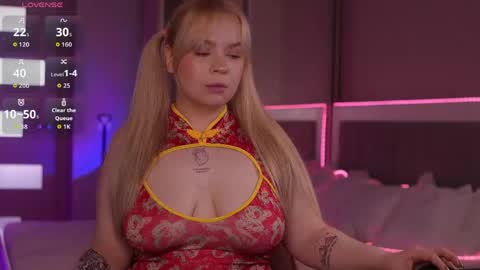 Snapshot of lisalovesweet chatting on 24, 5, 2026 Lisa online show from 24, 5, 2026
