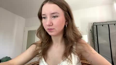 lisasmall online show from 29, 6, 2026