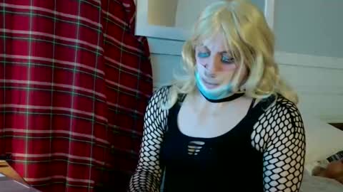 Snapshot of lisatime3 chatting on 14, 3, 2026 Lisa Love online show from 14, 3, 2026