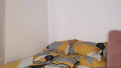 Lisbeth Moore  online show from 9, 10, 2025