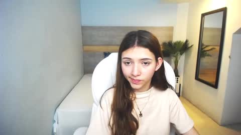 Liseth Fox online show from 12, 12, 2024