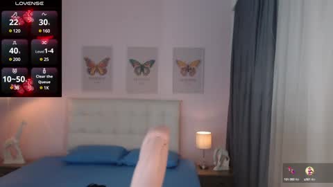 Snapshot of liss_black chatting on 17, 12, 2024 Andrea online show from 17, 12, 2024