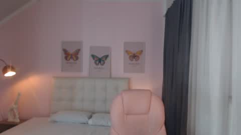 Snapshot of liss_black chatting on 2, 1, 2025 Andrea online show from 2, 1, 2025