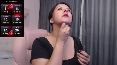 Snapshot of liss_black chatting on 23, 10, 2025 Andrea online show from 23, 10, 2025