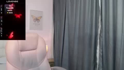 Snapshot of liss_black chatting on 4, 11, 2025 Andrea online show from 4, 11, 2025