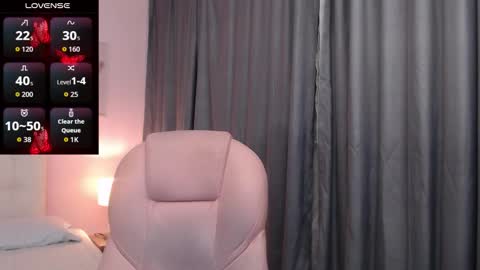 Snapshot of liss_black chatting on 19, 11, 2025 Andrea online show from 19, 11, 2025